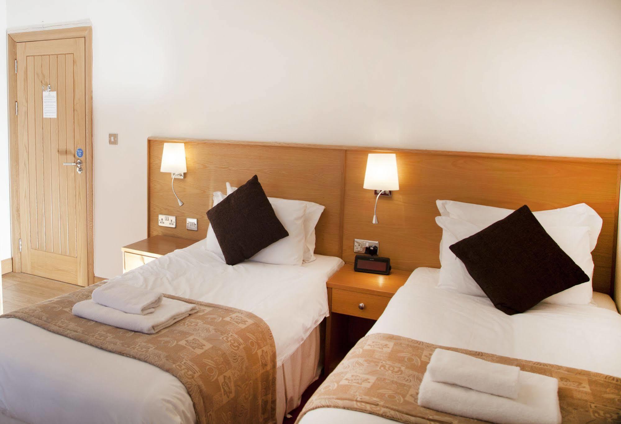 Somerfield Lodge Swansea Buitenkant foto